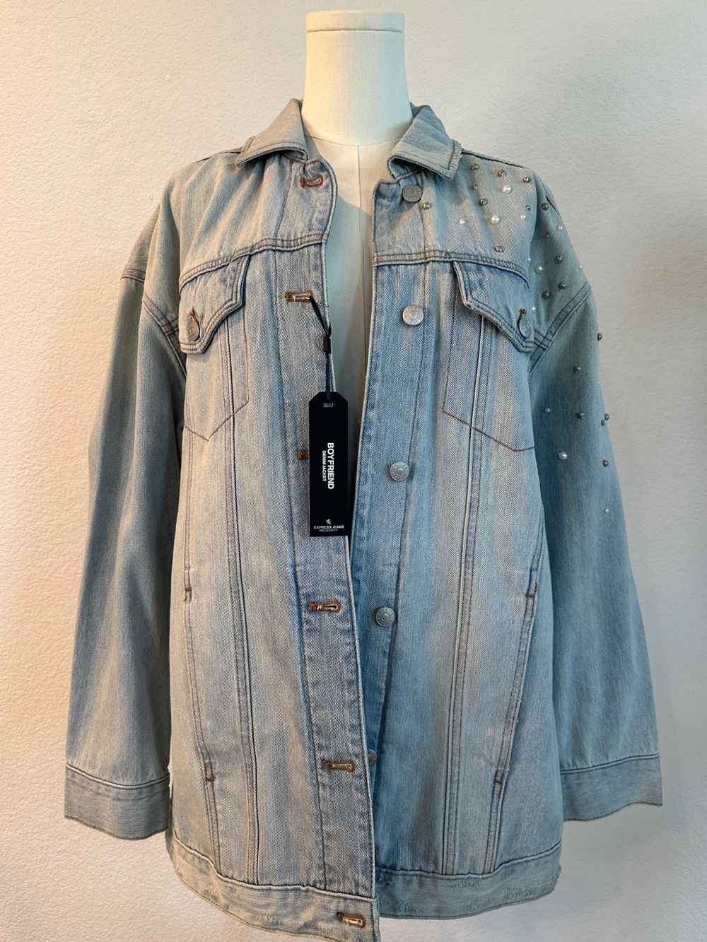 NWT Express Boyfriend Pearl Embellished Denim Jacket Medium/Large